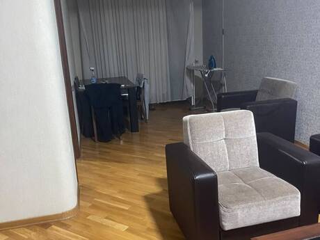 Kirayə 2 otaqlı mənzil, 67 m², Azadlıq Prospekti: 700 ₼/ay 3