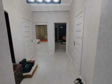 Kirayə 2 otaqlı mənzil, 70 m², 8 Noyabr: 900 ₼/ay 2
