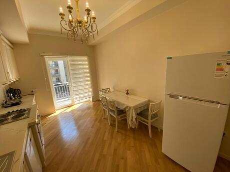 Kirayə 3 otaqlı mənzil, 145 m², Şah İsmayıl Xətai: 1 900 ₼/ay 5