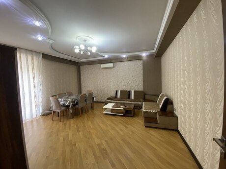 Kirayə 3 otaqlı mənzil, 130 m², Nəriman Nərimanov: 1 000 ₼/ay 4