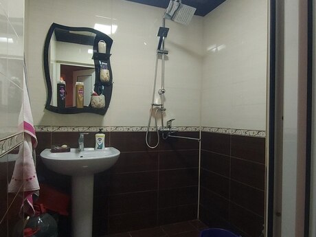 3 otaqlı mənzil, 80 m², Bakıxanov: 178 000 ₼ 3