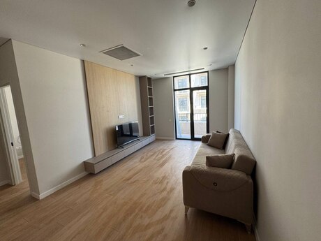 2 rooms · 73 m² · floor 3/7, Marina Village