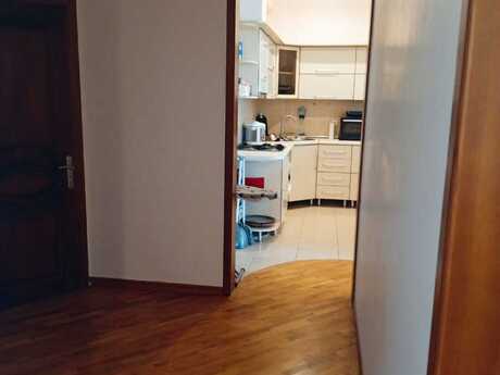 Kirayə 2 otaqlı mənzil, 70 m², Nizami: 1 000 ₼/ay 5