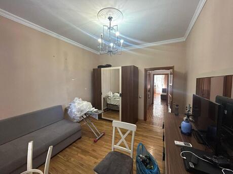 Elan №6397292 - Bakı, Nəsimi r., 3 otaqlı, 140 m², 2/15 mərtəbə