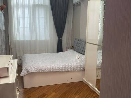 3 otaqlı mənzil, 115 m², 20 Yanvar: 280 000 ₼ 5