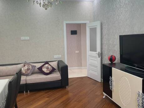 3 otaqlı mənzil, 115 m², 20 Yanvar: 280 000 ₼ 2