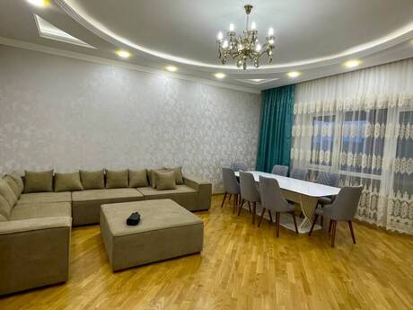 Elan №6397394 - Bakı, 8 Noyabr m., 4 otaqlı, 220 m², 9/17 mərtəbə