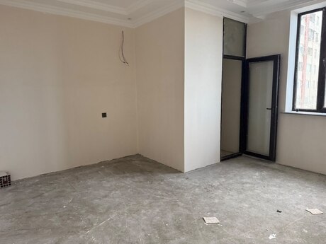3 otaq · 80 m² · 5/5 mərtəbə, Neftçilər