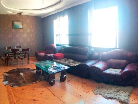 6 otaqlı həyət evi, 210 m², Digah: 180 000 ₼ 3
