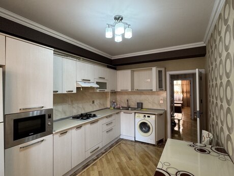 3 otaqlı mənzil, 110 m², İnşaatçılar: 259 000 ₼ 2