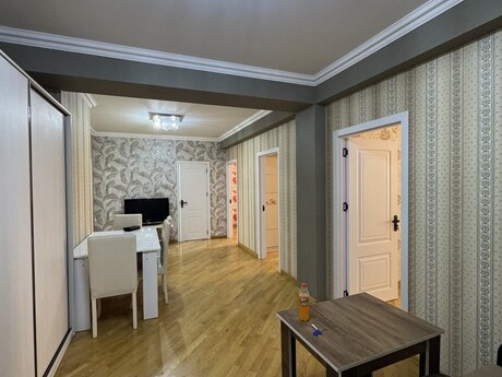 3 otaqlı mənzil, 110 m², İnşaatçılar: 259 000 ₼ 5