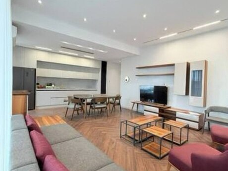 Объявление №6397444 - Баку, пос. Аг шехер, 4-комн., 165 м², 7/20 этаж