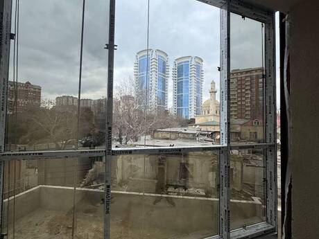 3 otaqlı mənzil, 163 m², Nizami: 505 000 ₼ 2