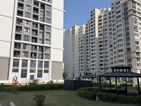 2-комнатная квартира, 80 м², Koroğlu: 206 000 ₼ 2