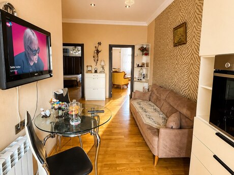 2 otaqlı mənzil, 60 m², Nizami: 245 000 ₼ 3