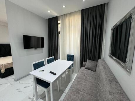 2-room apartment for rent, 45 m², Nərimanov: 675 ₼/mo 2