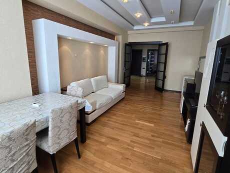 3-room apartment, 112 m², Şah İsmayıl Xətai: 365 000 ₼ 2