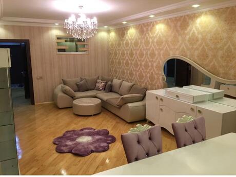 Elan №6397686 - Bakı, Qara Qarayev m., 2 otaqlı, 90 m², 8/18 mərtəbə
