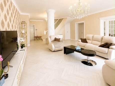 6 otaq · 305 m² · 5/6 mərtəbə, Şah İsmayıl Xətai