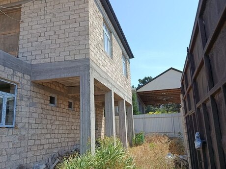 7 otaqlı həyət evi, 300 m², Binə: 135 000 ₼ 2