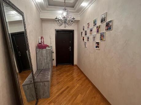 4-комнатная квартира, 180 м², Qara Qarayev: 470 000 ₼ 4