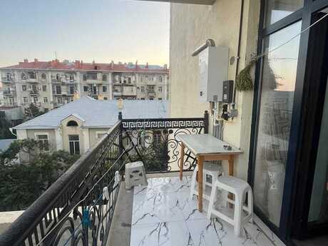 2 otaqlı mənzil, 70 m², Səbail: 230 000 ₼ 2