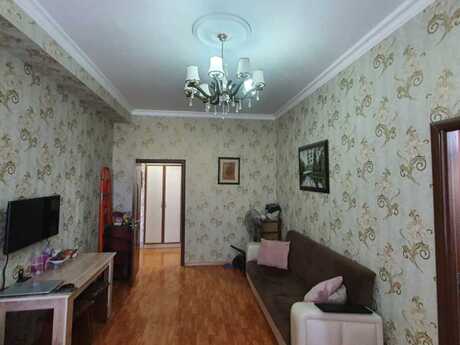3 otaqlı mənzil, 83 m², Neftçilər: 240 000 ₼ 2