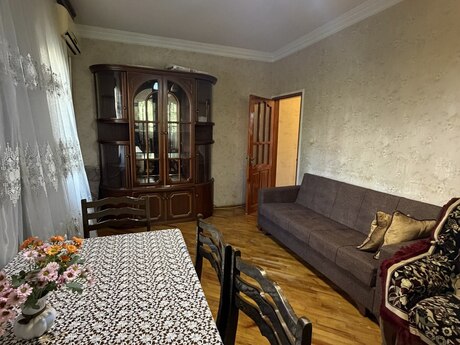2-room apartment for rent, 70 m², 8-ci mikrorayon: 650 ₼/mo 4