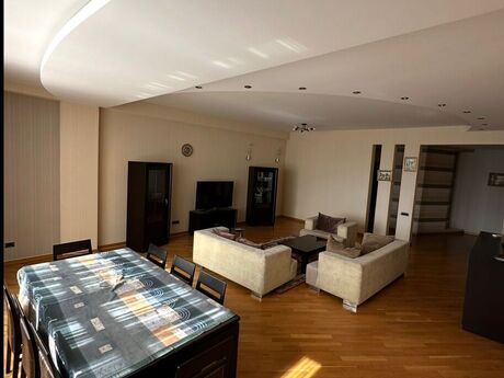 Elan №6397885 - Bakı, 28 May m., 4 otaqlı, 200 m², 16/19 mərtəbə