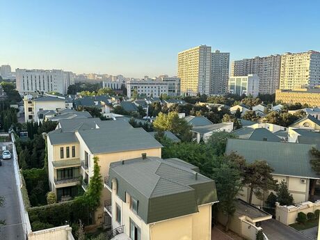 3 otaqlı mənzil, 118 m², 20 Yanvar: 270 000 ₼ 3
