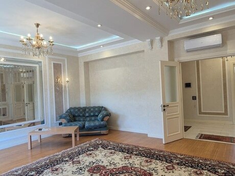Объявление №6397913 - Баку, Хатаинский р., 3-комн., 160 м², 6/8 этаж