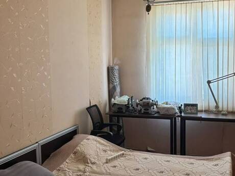 Elan №6397894 - Bakı, Memar Əcəmi m., 3 otaqlı, 75 m², 5/5 mərtəbə