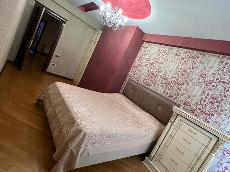4 otaqlı mənzil, 240 m², Nəsimi: 660 000 ₼ 2