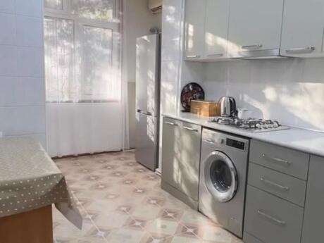 Аренда: 3-комнатная квартира, 75 м², Elmlər Akademiyası: 850 ₼/мес 4