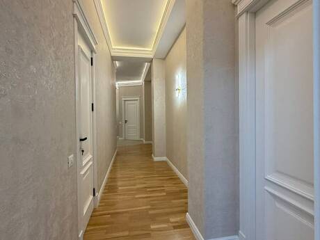3 otaqlı mənzil, 153 m², 28 May: 780 000 ₼ 2