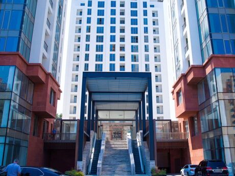 4 otaqlı mənzil, 169 m², Elmlər Akademiyası: 1 000 000 ₼ 2