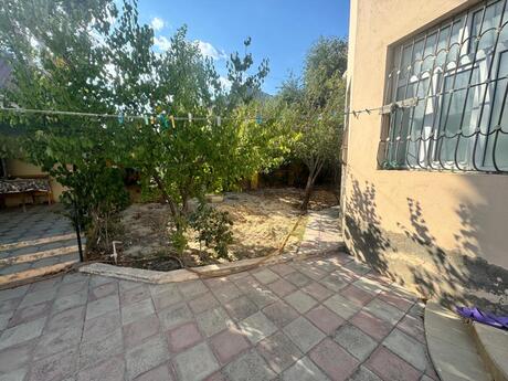 6 otaqlı həyət evi, 180 m², Binə: 148 000 ₼ 2