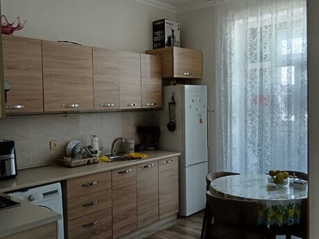 3 otaq · 85 m² · 9/10 mərtəbə, Hövsan