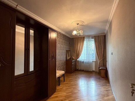Elan №6398174 - Bakı, İnşaatçılar m., 3 otaqlı, 53 m², 2/5 mərtəbə