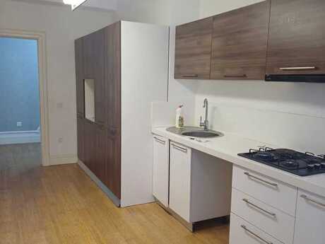 Kirayə 3 otaqlı mənzil, 145 m², Nərimanov: 1 000 ₼/ay 3
