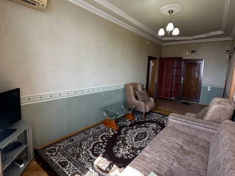 Kirayə 2 otaqlı mənzil, 60 m², Xalqlar Dostluğu: 650 ₼/ay 2