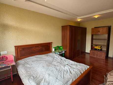 3 otaqlı mənzil, 82 m², Bakıxanov: 195 000 ₼ 5