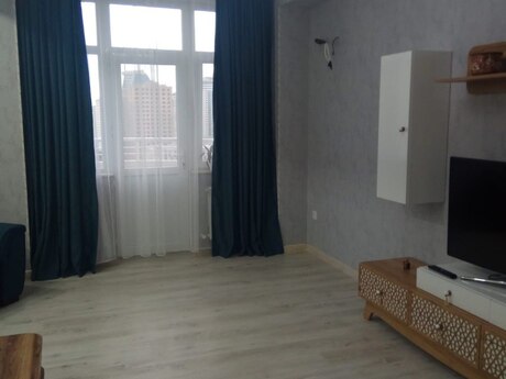 Kirayə 2 otaqlı mənzil, 95 m², Şah İsmayıl Xətai: 900 ₼/ay 3