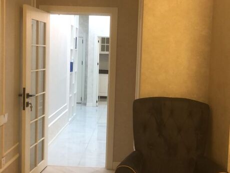 3 otaqlı mənzil, 100 m², 28 May: 360 000 ₼ 3