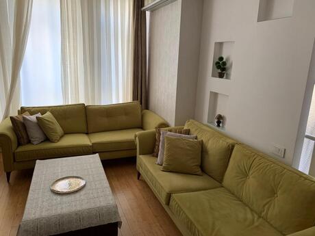 3 otaqlı mənzil, 120 m², 8 Noyabr: 377 000 ₼ 3