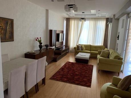 Elan №6398420 - Bakı, 8 Noyabr m., 3 otaqlı, 120 m², 12/20 mərtəbə