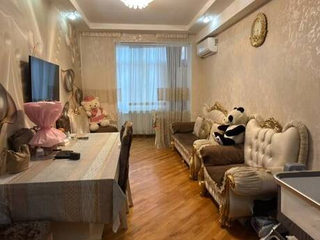 2 otaq · 52 m² · 12/19 mərtəbə, İnşaatçılar