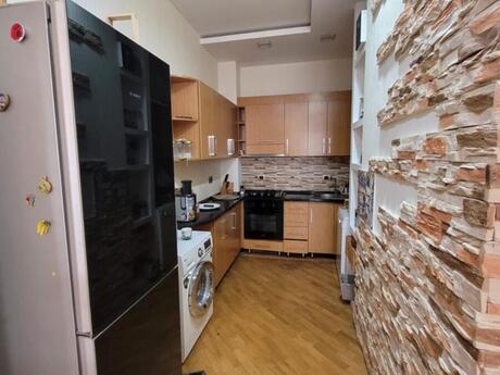 Kirayə 3 otaqlı mənzil, 120 m², Nəsimi: 1 000 ₼/ay 3