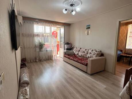Объявление №6398576 - Баку, м. Кара Караев, 2-комн., 55 м², 3/5 этаж