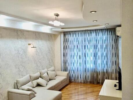 Elan №6398619 - Bakı, 8 Noyabr m., 3 otaqlı, 140 m², 13/17 mərtəbə